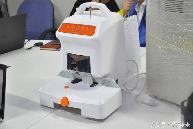 盆景辦公設備廠家攜手領先未來，共筑產品與技術培訓新篇章